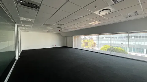 Sandton Central -180.34sqm- Fredman Towers, Cnr Fredman Road & Bute Lane ,4th Floor  (9)